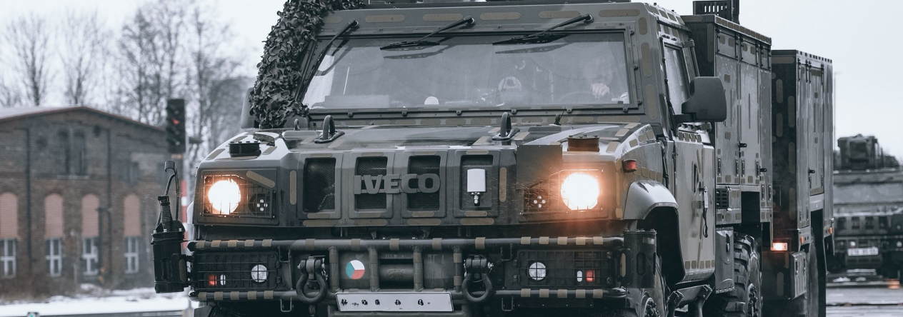 Vojáci 31. pluku RCHBO AČR během přesunu techniky z Litvy