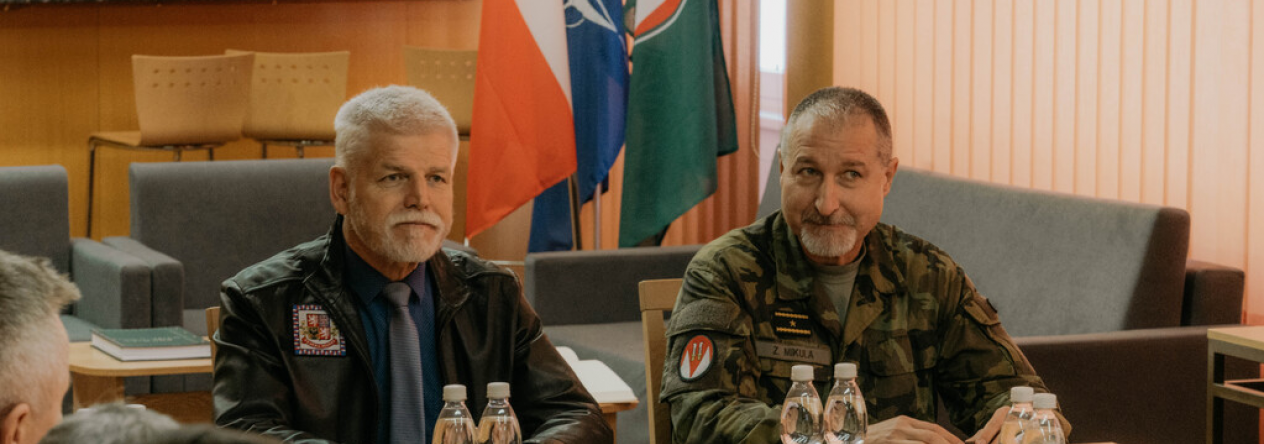 Prezident Petr Pavel navštívil 7. mechanizovanou brigádu Pozemních sil AČR