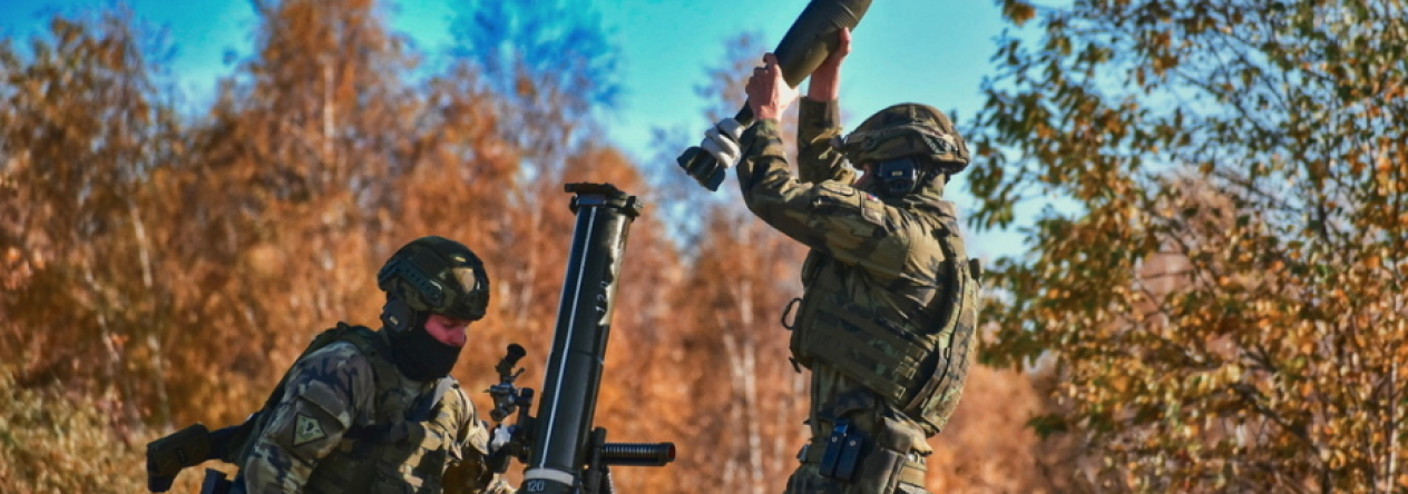 Příslušníci aktivní zálohy Armády ČR při polním výcviku ve výcvikovém prostoru.