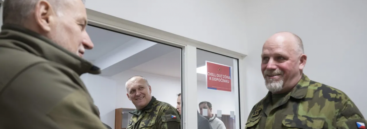 Slavnostní otevření komunitního centra péče o válečné veterány v Táboře za účasti představitelů Armády České republiky