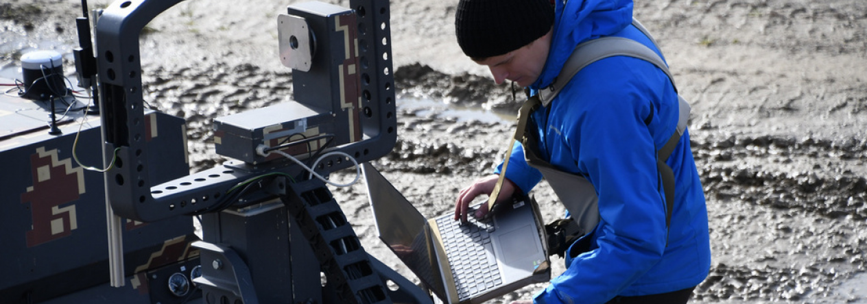otestování a posléze využití nejmodernějších technologií a poznatků do přípravy a výcviku.