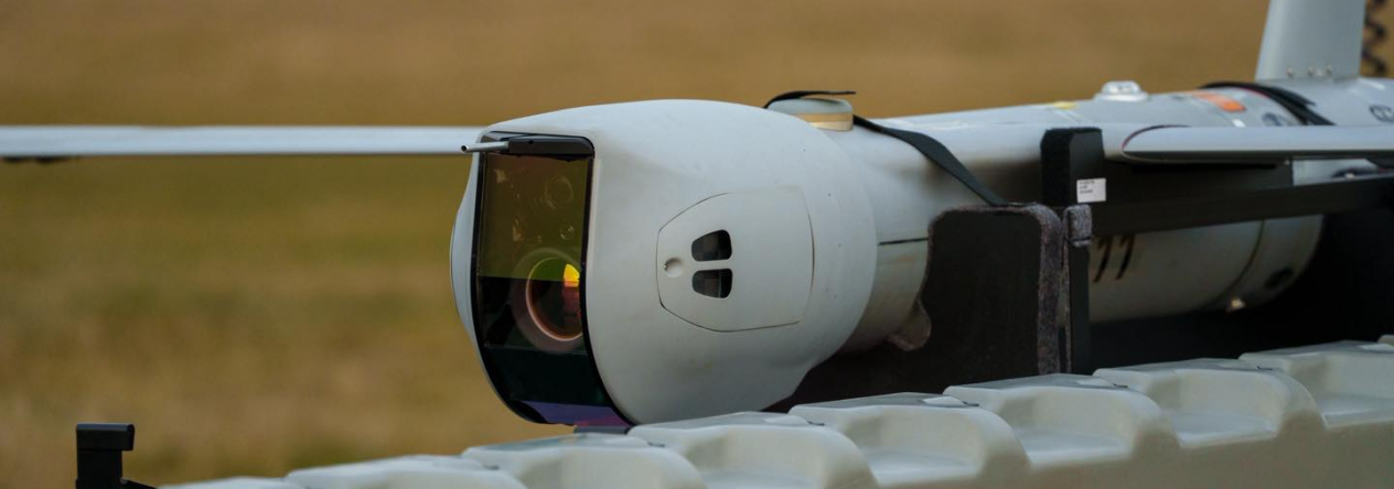 Bezpilotní letoun ScanEagle používaný Pozemními silami Armády České republiky při průzkumu bojiště.