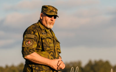 Velitel Pozemních sil Armády České republiky generálmajor Josef Trojánek při proslovu k vojákům