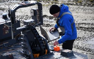 otestování a posléze využití nejmodernějších technologií a poznatků do přípravy a výcviku.