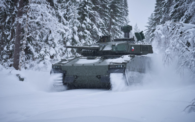 Testování českého bojového vozidla pěchoty CV90 v zimních podmínkách ve Švédsku