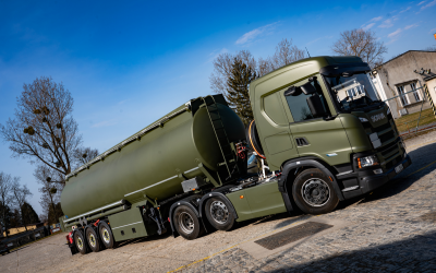 Cisternové návěsové soupravy určené k přepravě pohonných hmot pro AČR