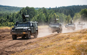 lehké obrněné vozidlo IVECO