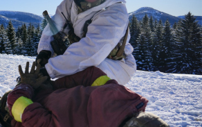 náročný polní výcvik