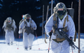 náročný polní výcvik