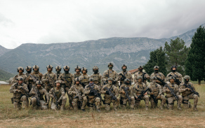 Výsadkáři 43. pluku