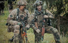 Hraničtí vojáci s rumunskými kolegy 