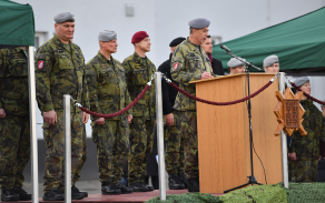 předání velení 14. pluku