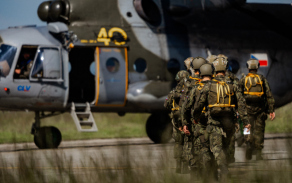 Nebe má další výsadkáře