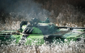 Tankisté Leopardů 2A4 v akci