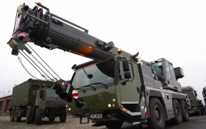 Nový jeřáb Liebherr 