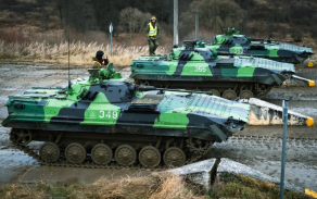 Leopard 2A4 tankers in action