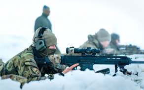 Puška pro přesnou střelbu BREN 2 PPS v ráži 7,62 × 51 mm NATO při střelbě v zimních podmínkách