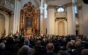 poslední rozloučení s válečným veteránem generálporučíkem v. v. Miloslavem Masopustem