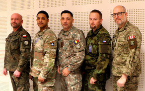 Vrchní praporčík Pozemních sil