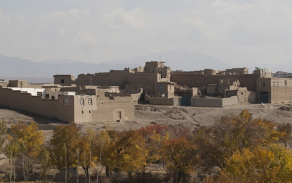 Vesnice v okolí základny Shank v provincii Lógar, prostor operace Clean Garden (2011)