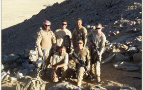 dělostřelecký návodčí v Afghanistánu