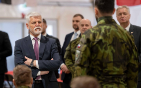 Prezident republiky navštívil české vojáky v Lotyšsku