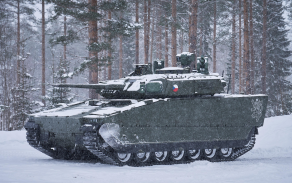zkoušky prvního bojového vozidla pěchoty CV90