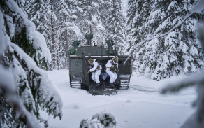 zkoušky prvního bojového vozidla pěchoty CV90