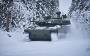 zkoušky prvního bojového vozidla pěchoty CV90