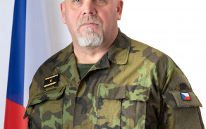 Velitel Pozemních sil AČR brigádní generál Josef Trojánek