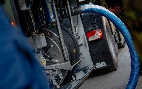 Cisternové návěsové soupravy určené k přepravě pohonných hmot pro AČR