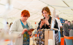 Setkání válečných veteránek v komunitním centru pro válečné veterány Olomouc