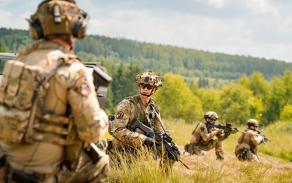 Zkušenosti a spolupráce v týmu jsou klíčové pro fungování jednotek Pozemních sil v každodenní službě i výcviku.