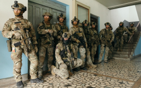 Vojáci Pozemních sil se specializují v různých odbornostech od bojových funkcí po technické a logistické zabezpečení.