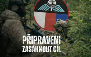 Výcvik výsadkářů v přepadu a léčce