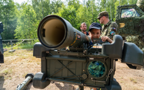 Na vybraných zastávkách roadshow budou mít návštěvníci možnost poznat Armádu České republiky zblízka