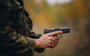 CZ P-10 C ve výzbroji Armády České republiky