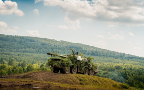 Samohybná kanónová houfnice vz. 77 DANA