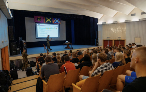 První den nástupu na DVC