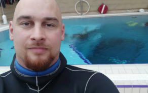 rotmistr Jiří Tůma z pardubického 141. zásobovacího praporu