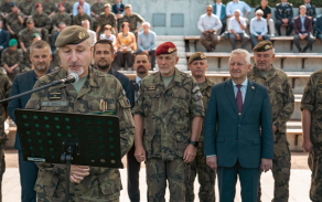 Change of command ceremony for the 7th Mechanised Brigade