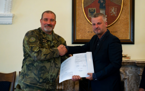 generál Lipka podepsal memorandum 
