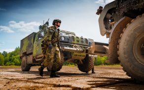 Mamut vyprošťuje vozidlo Iveco